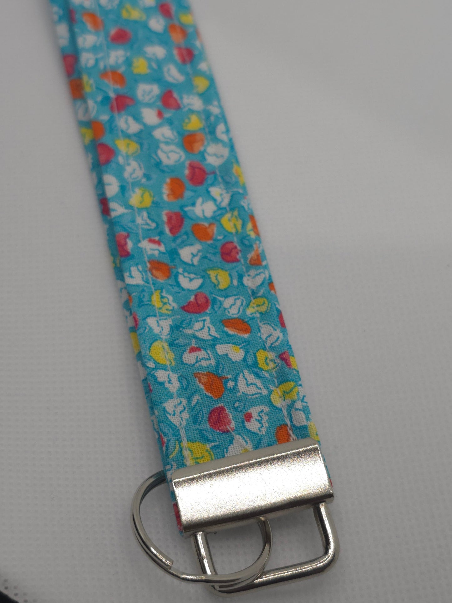 Blue Flowers Wristlet | Cotton