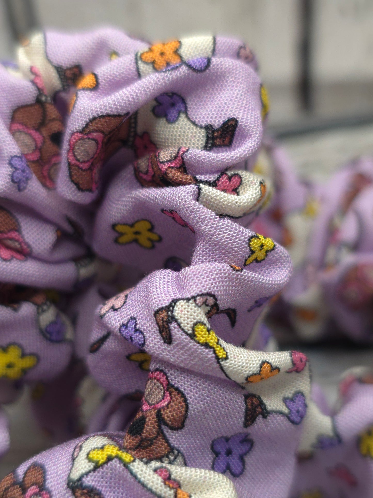 Dachshund Floral Scrunchie Wristlet | Rayon