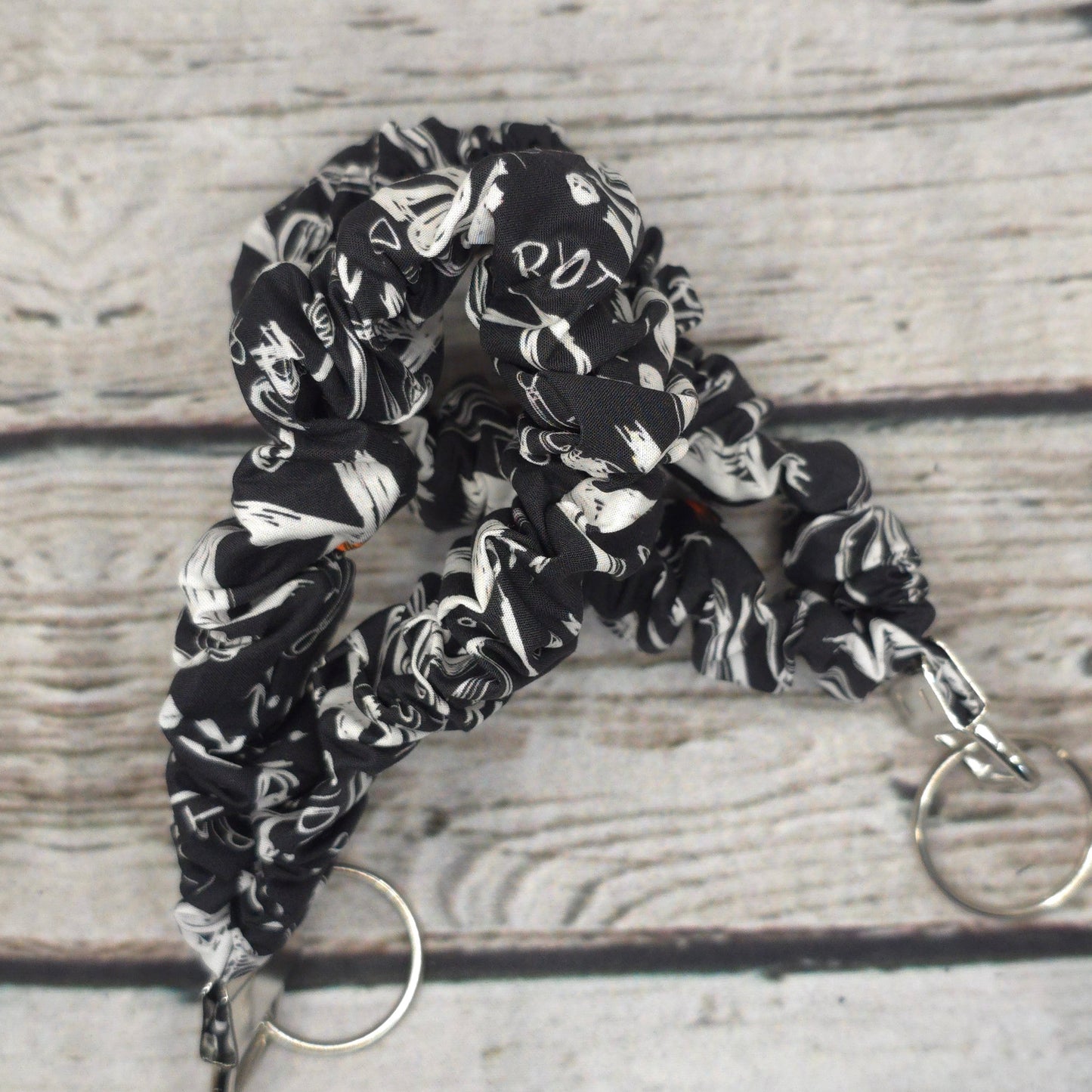 Paramore Riot! Scrunchie Wristlet | Cotton Poplin