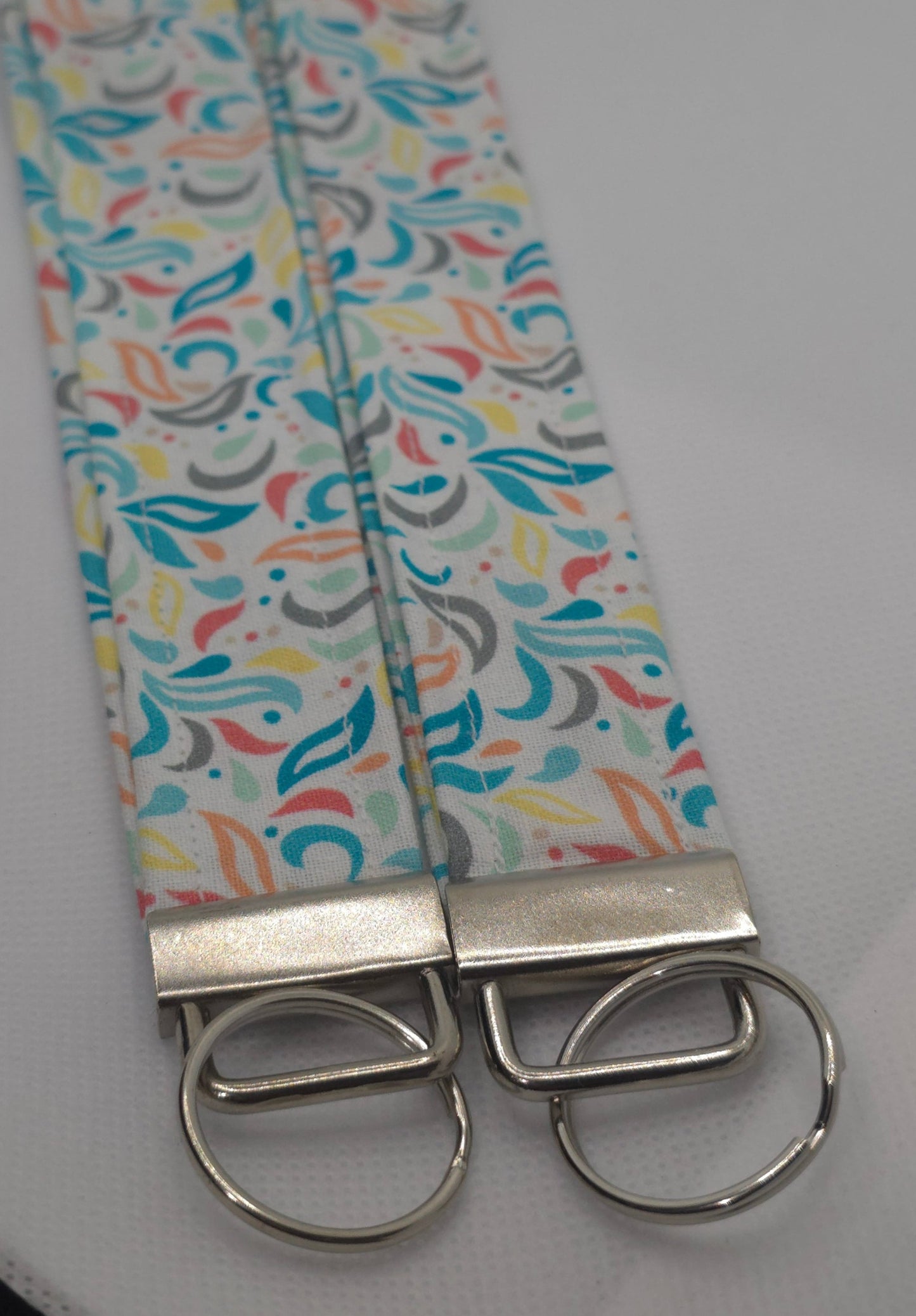 Swirls Wristlet | Cotton
