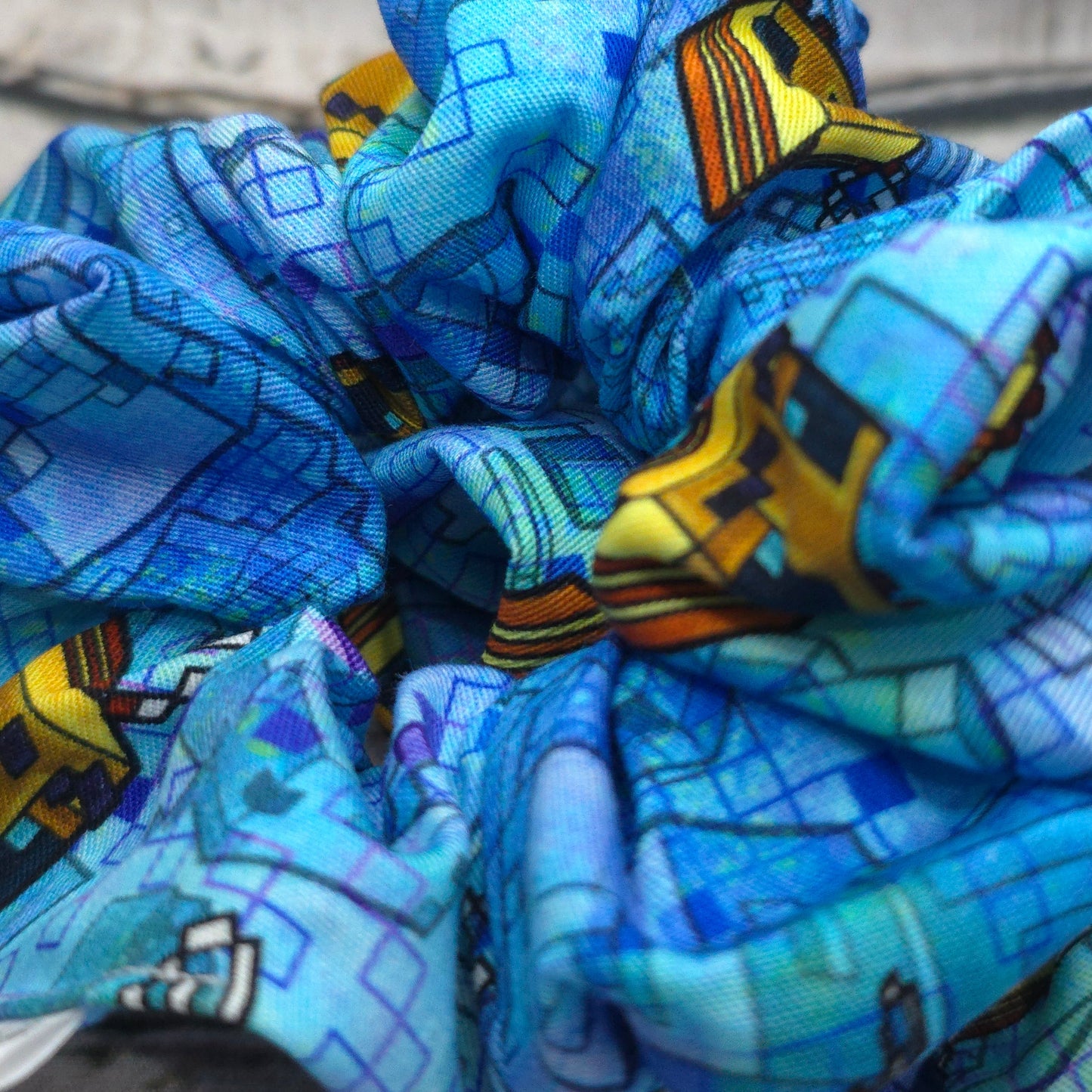 BeeCraft | Large Luxe Scrunchie