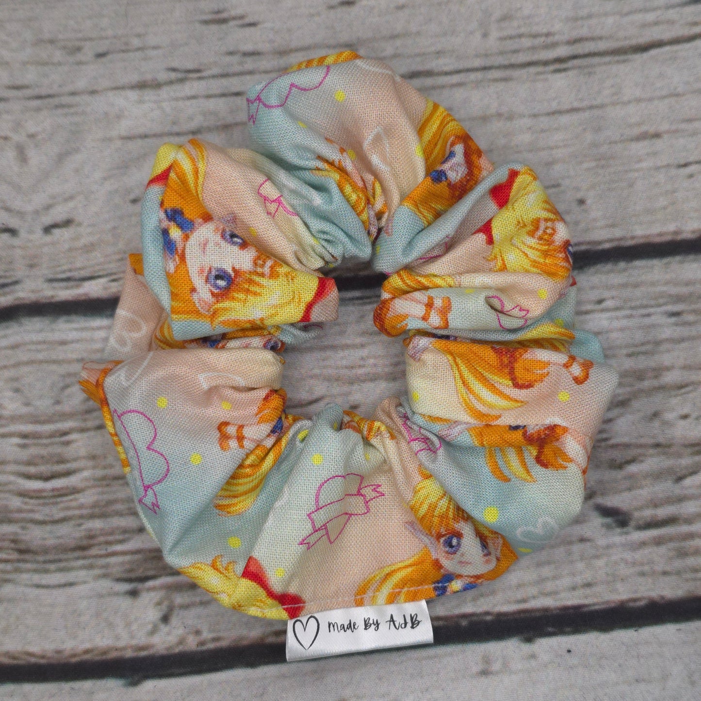 Sailor Venus | Large Classic Scrunchie