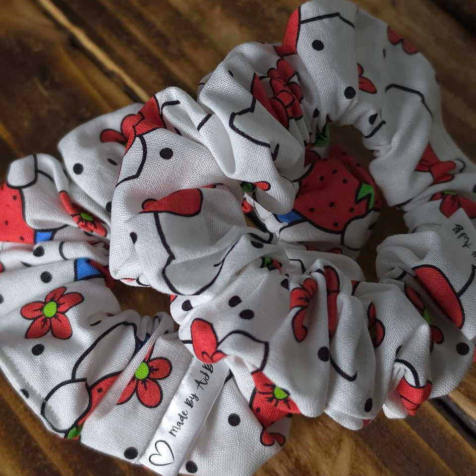 Hello Kitty | Large Luxe Scrunchie