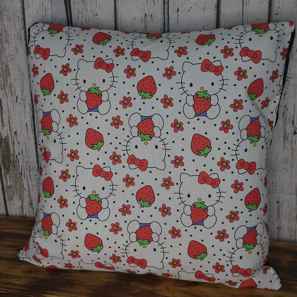 Hello Kitty | Cushion Cover