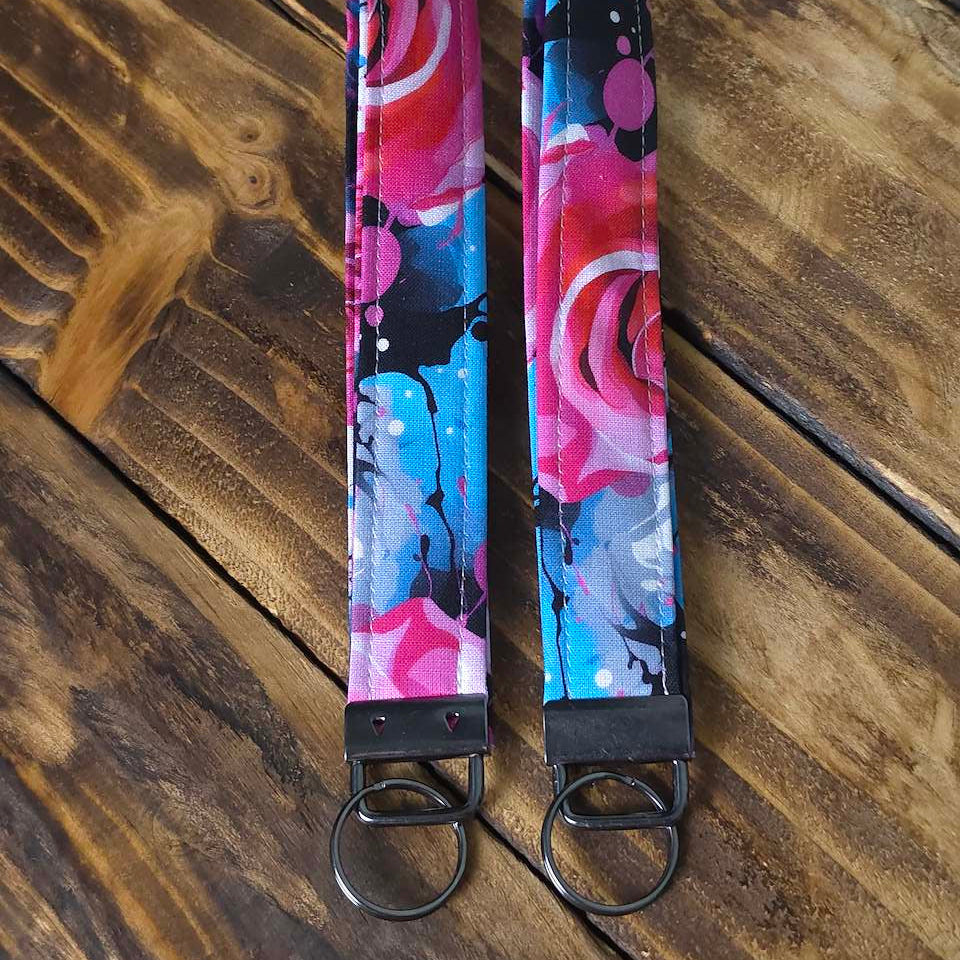 Midnight Roses | Wristlet Keychain